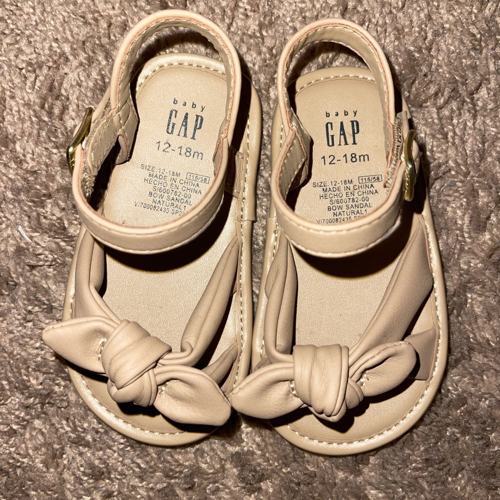 Baby gap sandals